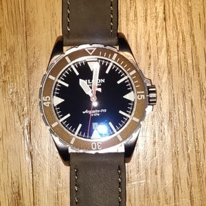 Men's/unisex Filson watch